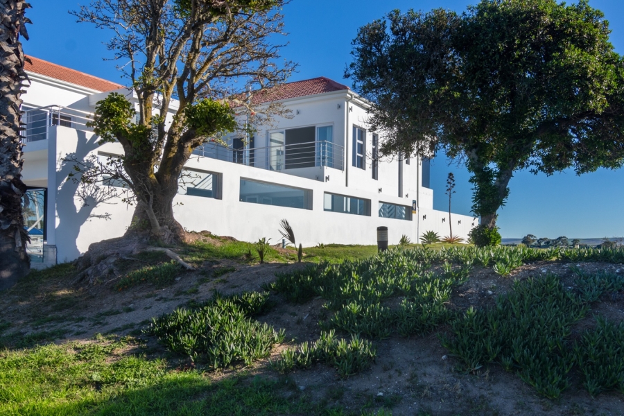 5 Bedroom Property for Sale in Laaiplek Western Cape